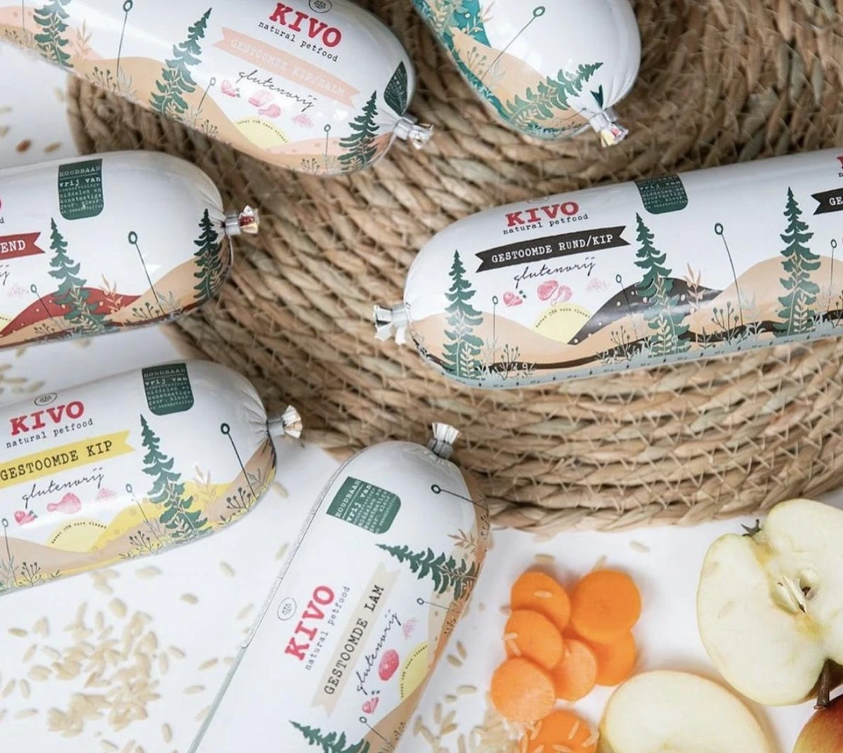 Kivo Petfood Houdbare Worsten INTRODUCTIEDOOS 6 X 600 Gram Smaken: Rund, Kip, Rund & Kip, Kip & Zalm, Eend En Lam - Zacht Gestoomd Vlees - Glutenvrij Geen Fratsen - Afbeelding 6